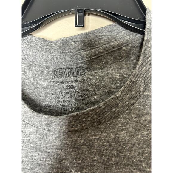 Peanuts Shirt Mens 2XL Gray Short Sleeve Cotton Crew Neck Top Snoopy Dog Cartoon - Picture 3 of 4